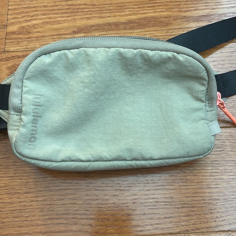Lululemon Belt Bag